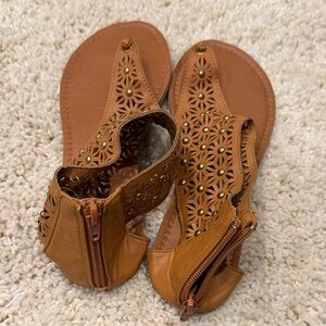 Francesca's Collections Tan Floral Cutout Sandals